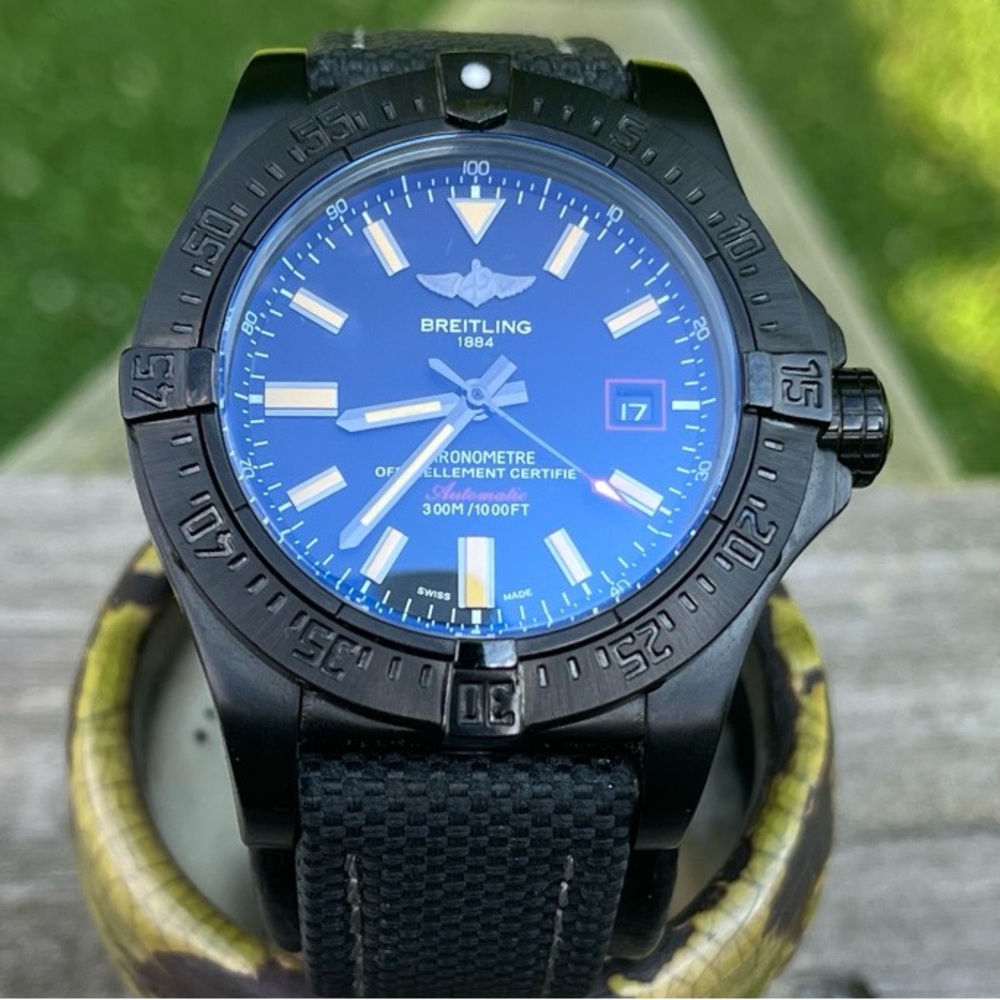 Replica Breitling Avenger
